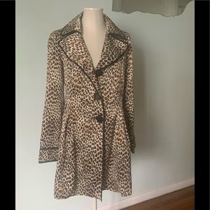 Silk-like leopard jacket